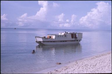 Boat, Port Moresby environs (2) : Papua New Guinea, 1976-1978 / Terence and Margaret Spencer