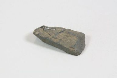 To'i Ma'a (stone adze)
