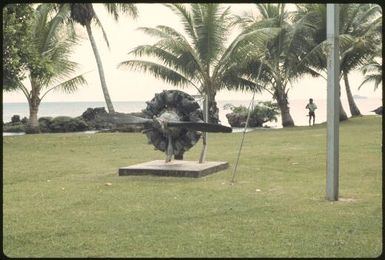 War memorials (1) : Madang, Papua New Guinea, 1974 / Terence and Margaret Spencer