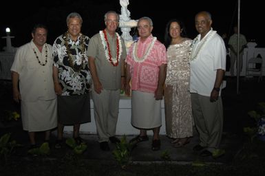 [Assignment: 48-DPA-SOI_K_Amer_Sam] Pacific Islands Tour: Visit of Secretary Dirk Kemmpthorne [and aides] to American Samoa, U.S. Territory [48-DPA-SOI_K_Amer_Sam__DI15573.JPG]