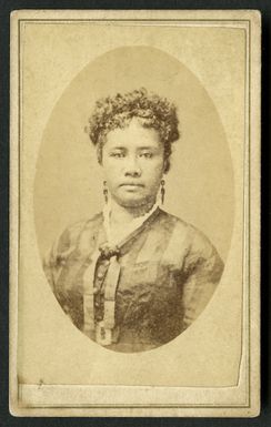 Dickson, M fl 1870s :Portrait of unidentified Hawaiian woman