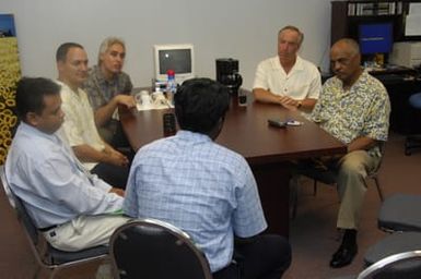 [Assignment: 48-DPA-SOI_K_Saipan_6-5-07] Pacific Islands Tour: Visit of Secretary Dirk Kempthorne [and aides] to Saipan Island, of the Commonwealth of the Northern Mariana Islands [48-DPA-SOI_K_Saipan_6-5-07__DI10772.JPG]