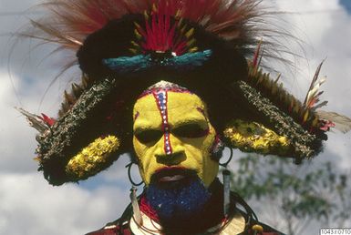 ["ansiktsmålning, porträtt, peruk, fotografi, photograph"]