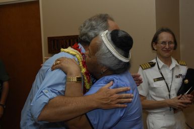 [Assignment: 48-DPA-SOI_K_Amer_Sam] Pacific Islands Tour: Visit of Secretary Dirk Kemmpthorne [and aides] to American Samoa, U.S. Territory [48-DPA-SOI_K_Amer_Sam__DI15632.JPG]