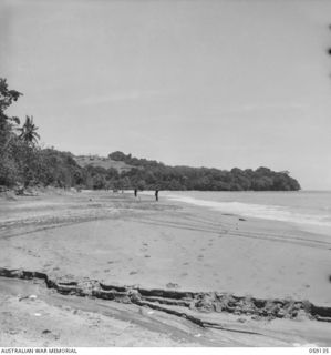 SCARLET BEACH, NEW GUINEA. 1943-10-25. GENERAL VIEW OF THE BEACH LOOKING NORTH