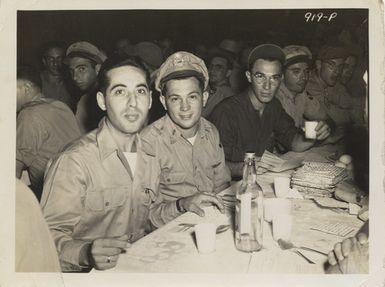 Jewish servicemen celebrate Passover