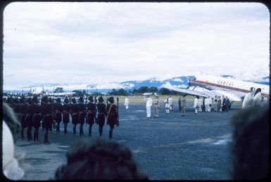 Prince Philip arriving at Lae, 1956 / Tom Meigan