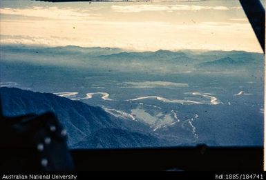 Upper Chimbu Valley (flight) - Ramu River