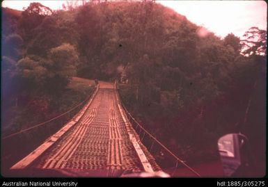 Suspension bridge, Kodiu Chimbu