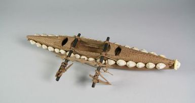 Model Vaka (canoe)