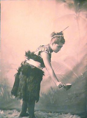 Unknown Samoan woman