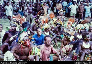New Guinea - Kisivagloga, Yagaria - Central District, EML - sing-sing