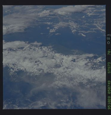 STS073-701-053 - STS-073 - Earth observations taken from shuttle orbiter Columbia