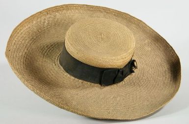 Pare rau'ara (Hat)