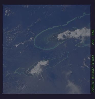 STS082-728-058 - STS-082 - Earth observations taken from shuttle orbiter Discovery during STS-82 mission