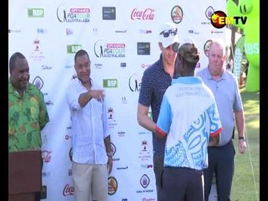 BARKER SCOOPS GOLF TITLE