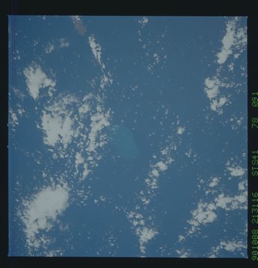 S41-78-091 - STS-041 - STS-41 earth observations