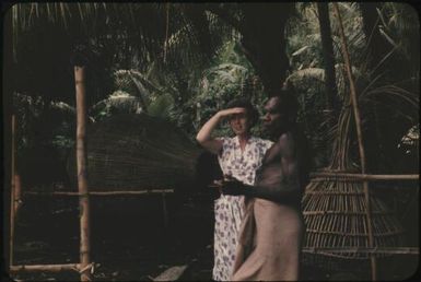 Margaret Spencer, a lesson on making Tolai fish traps : Rabaul, New Britain, Papua New Guinea, 1960-1961 / Terence and Margaret Spencer