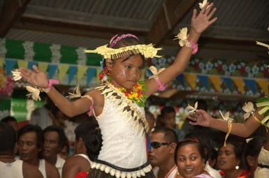 Mwaie Bikenibeu 2012 dance stills