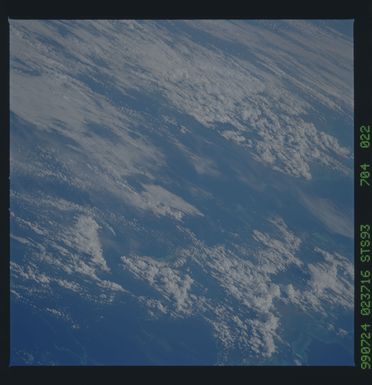 STS093-704-022 - STS-093 - Earth observations taken from Space Shuttle Columbia during STS-93 mission