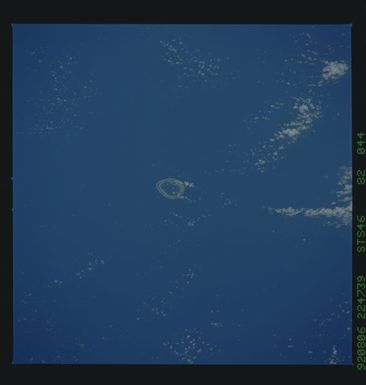 S46-82-044 - STS-046 - Earth observations from the shuttle orbiter Atlantis during STS-46