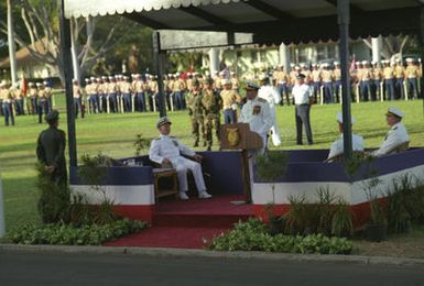 (Admiral (ADM) William J. Crowe Jr., relinquishes command of the US Pacific Command to Admiral (ADM) Ronald J. Hays during a change of command ceremony. (SUBSTANDARD)