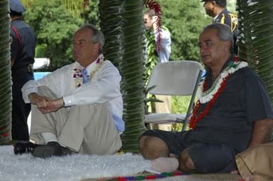 [Assignment: 48-DPA-SOI_K_Amer_Sam] Pacific Islands Tour: Visit of Secretary Dirk Kemmpthorne [and aides] to American Samoa, U.S. Territory [48-DPA-SOI_K_Amer_Sam__DI15106.JPG]