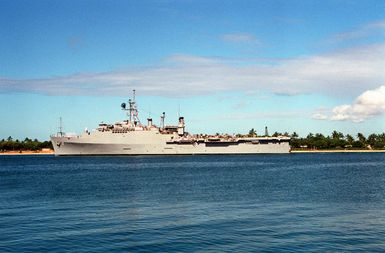 The amphibious transport dock USS VANCOUVER (LPD-2) departs from the naval station after a visit. The VANCOUVER is en route to Naval Station, San Diego, Calif., after serving in the Persian Gulf region during Operation Desert Storm