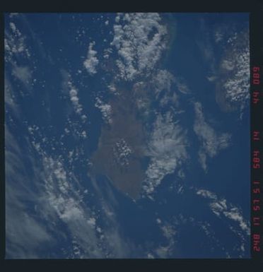 41D-44-089 - STS-41D - Earth observations taken during STS-41D mission.