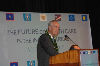 [Assignment: 48-DPA-09-29-08_SOI_K_Isl_Conf_AM] Insular Areas Health Summit [("The Future of Health Care in the Insular Areas: A Leaders Summit") at the Marriott Hotel in] Honolulu, Hawaii, where Interior Secretary Dirk Kempthorne [joined senior federal health officials and leaders of the U.S. territories and freely associated states to discuss strategies and initiatives for advancing health care in those communinties [48-DPA-09-29-08_SOI_K_Isl_Conf_AM_DOI_0466.JPG]