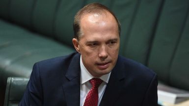 Nauru: Peter Dutton dismisses Senate inquiry findings as politicised