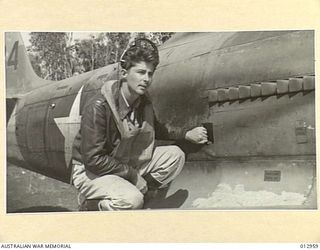 2ND LIEUT. GILBERT L. OZLEY, WHO HAS BEEN ON MANY COMBATS OVER THE NEW GUINEA AREAS. (NEGATIVE BY ANDERSON)
