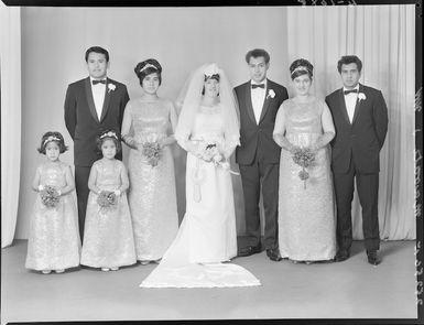 Unidentified wedding party, probably Maoate family wedding