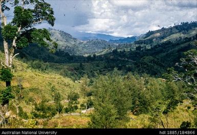 Wabag - Laiagam - Kubalits village, Upper Lai Valley, 19 miles from Laiagam