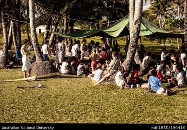 Picnic, Vila