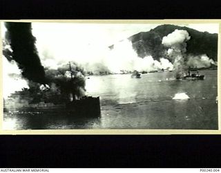 Rabaul, 1943-11-02. Air strike by 75 B.25 Mitchell bombers and 80 P38 Lightning aircraft of the Fifth Air Force on Japanese shipping in Simpson Harbour. (Donor: W. Tuck)