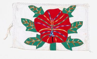 Tataura pillowcase (appliqué embroidered)