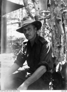 KILIGIA, NEW GUINEA. 1944-03-20. VX72048 SERGEANT F. MCKECHNIE, CINEMATOGRAPHIC PHOTOGRAPHER, AUSTRALIAN MILITARY HISTORY SECTION