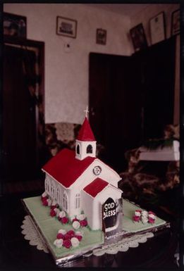 Cake for King Taufa'ahau Tupou IV (cake represents church demolished to make way for new church, Grey Lynn)