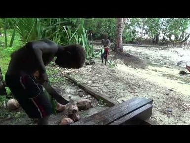 Kids are geniuses in playing! Roviana, Solomon Islands