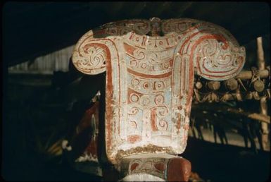 Fergusson Island canoe end board : Mapamoiwa village, D'Entrecasteaux Islands, Papua New Guinea, 1956 / Terence and Margaret Spencer