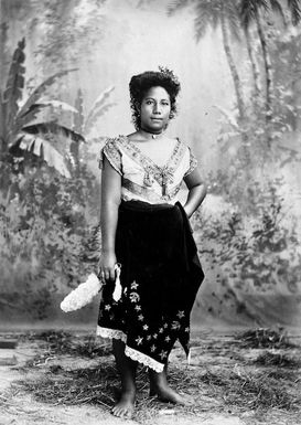 Suenga, a young Samoan woman