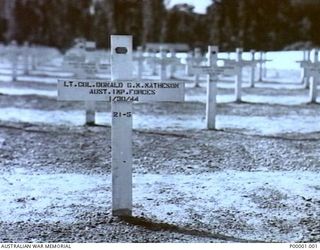 THE SOLOMON ISLANDS, 1944. THE GRAVE OF WX11483 LIEUTENANT COLONEL D.G.M. MATHESON MC MM DSC (AMERICAN), OF THE 2/7TH CAVALRY (COMMANDO) SQUADRON, AIF. COLONEL MATHESON WAS KILLED IN ACTION ON ..