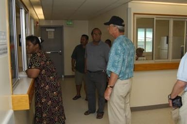 [Assignment: 48-DPA-SOI_K_Kwajalein_6-11-07] Pacific Islands Tour: Visit of Secretary Dirk Kempthorne [and aides] to Kwajalein Atoll, of the Republic of Marshall Islands [48-DPA-SOI_K_Kwajalein_6-11-07__DI14323.JPG]