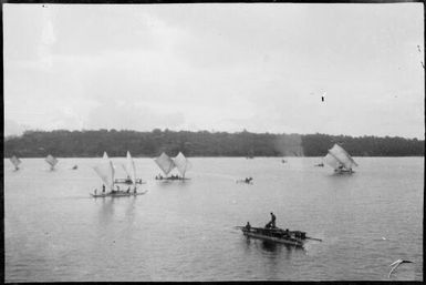 Outrigger canoe Lorengau, Manus Island, New Guinea, 1935 / Sarah Chinnery