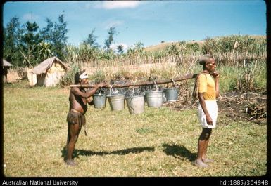 Water carriers, Korofeigu