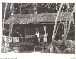 SAMANSO ISLAND, SOLOMON ISLANDS. 1945-11-13. THE HOUSE OCCUPIED BY VICE ADMIRAL BARON T. SAMEJIMA ON SAMANSO ISLAND. HIGH RANKING JAPANESE OFFICERS WERE DETAILED IN A CONCENTRATION AREA ON THE ..