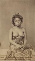 [Samoan woman]