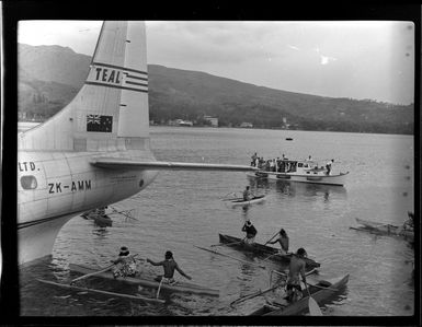 Welcoming reception for TEAL (Tasman Empire Airways Limited) passengers, Papeete, Tahiti