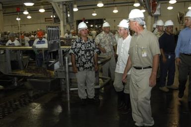 [Assignment: 48-DPA-SOI_K_Amer_Sam] Pacific Islands Tour: Visit of Secretary Dirk Kemmpthorne [and aides] to American Samoa, U.S. Territory [48-DPA-SOI_K_Amer_Sam__DI15387.JPG]